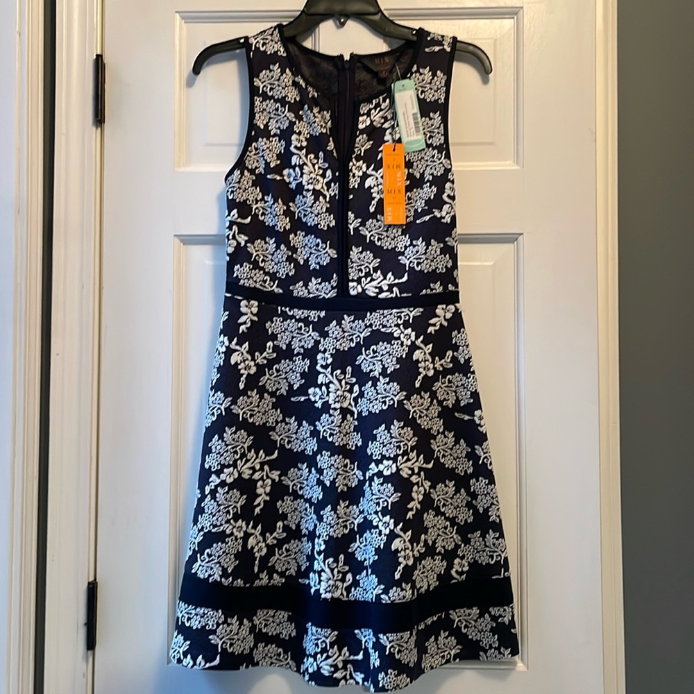 NWT Women’s Dress